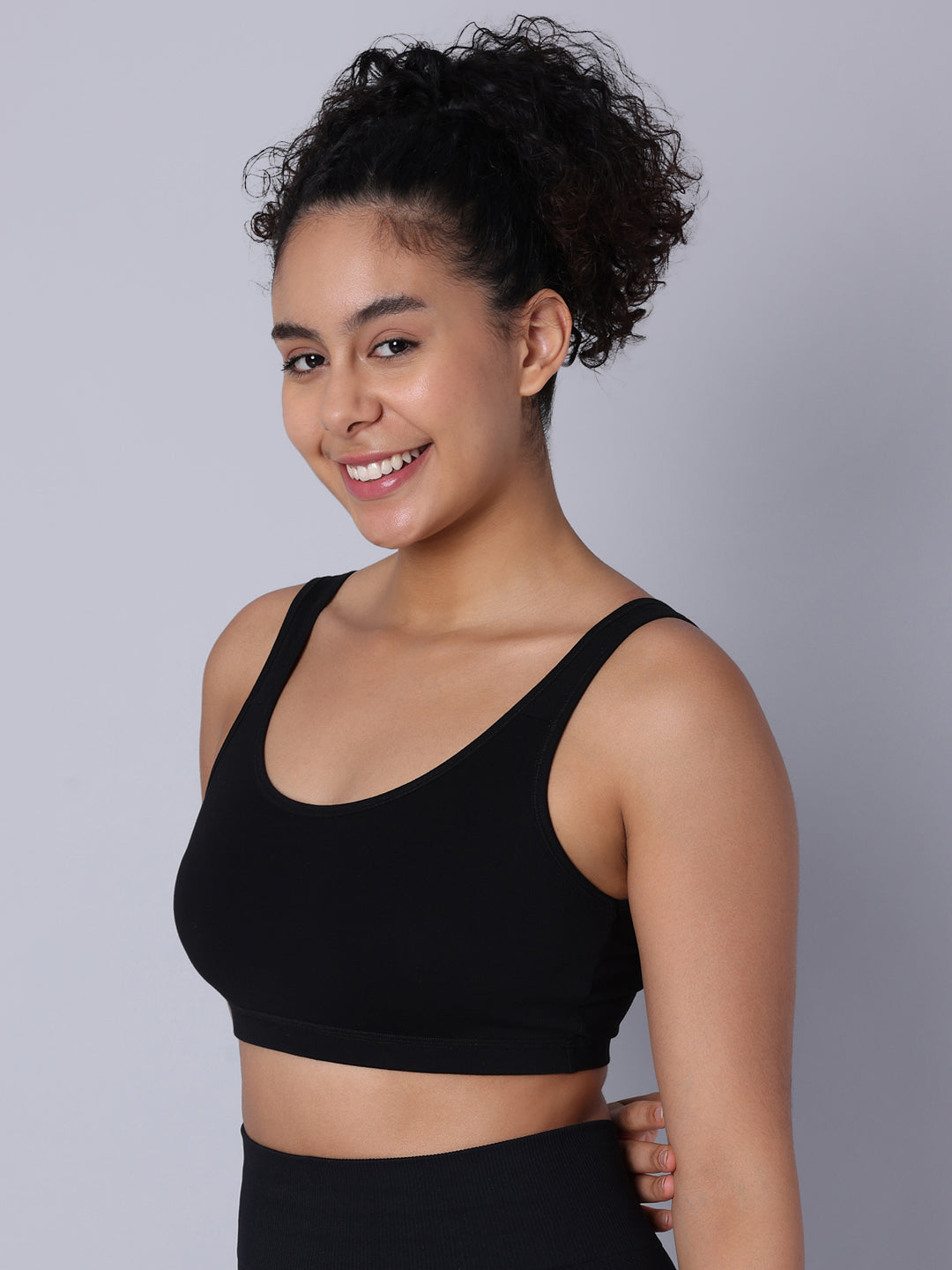 Pack of 3 Double Layered Multicolor Active Bra. Non Padded, Non Wired