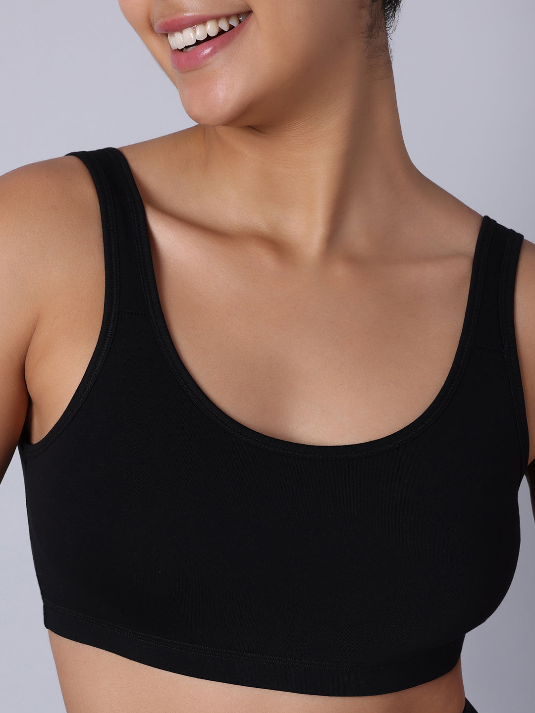 Pack of 3 Double Layered Multicolor Active Bra. Non Padded, Non Wired